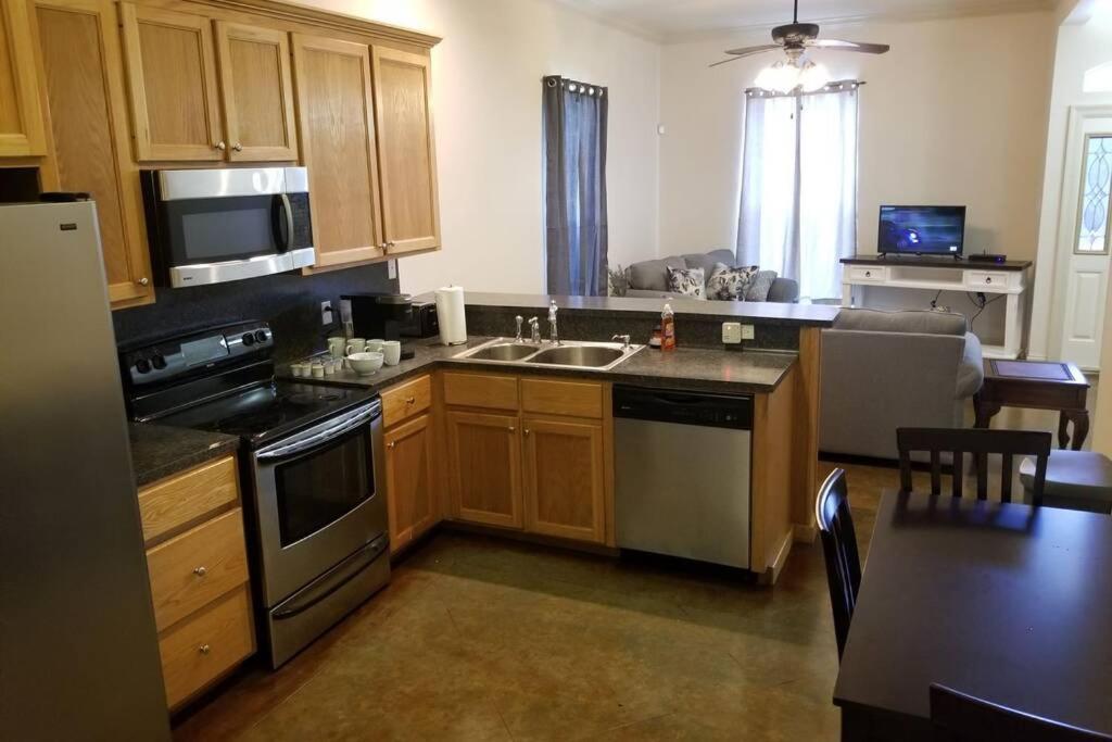 Villa 8 Хамънд Екстериор снимка
